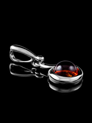 Mặt dây chuyền Amber Jewelry trang sức bạc 22K đính đá hổ phách thiên nhiên (Kotopez gosling) - 701707163