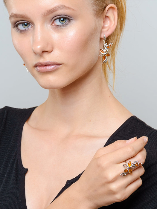 Bông tai trang sức bằng bạc 22k, có đính hổ phách thiên nhiên - 5065211148