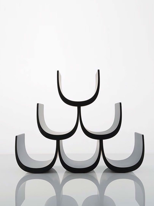 Kệ đựng chai rượu đen Alessi- GIA13 B